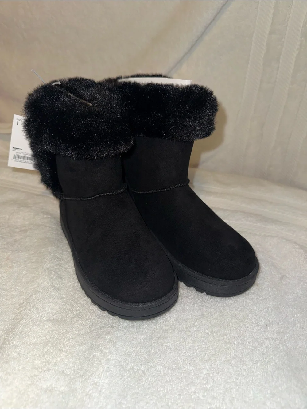 Girls boots - 1